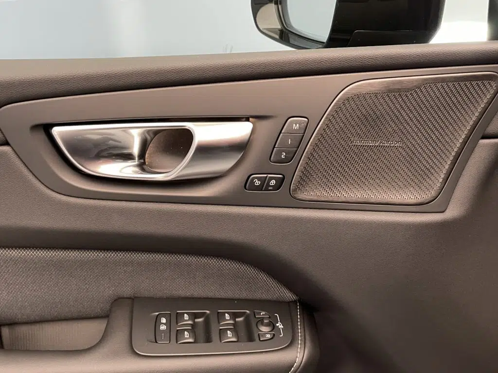 Volvo XC60 2.0 T6 TE Ultra Dark eAWD