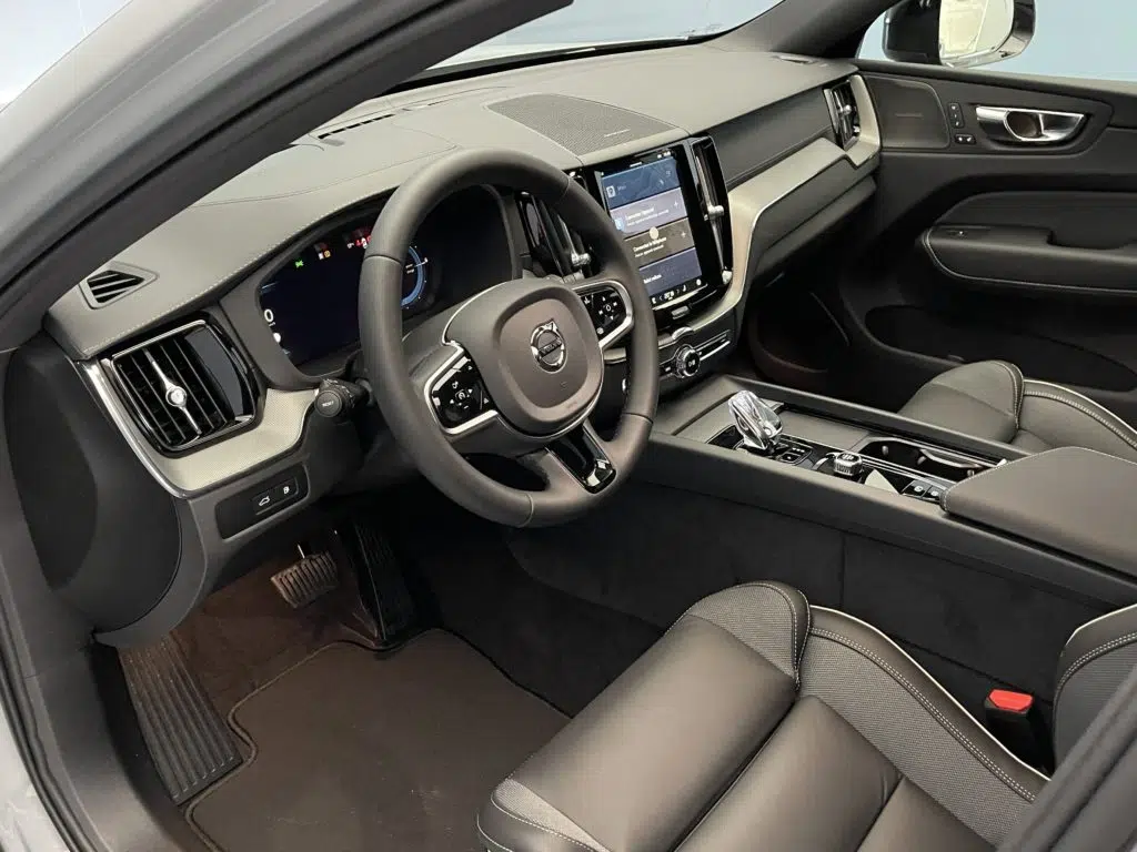 Volvo XC60 2.0 T6 TE Ultra Dark eAWD