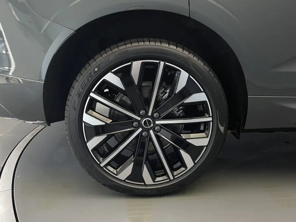 Volvo XC60 2.0 T6 TE Ultra Dark eAWD