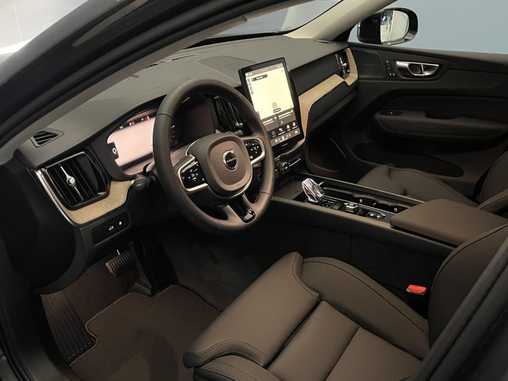 Volvo XC60 2.0 T6 TE Ultra Dark eAWD