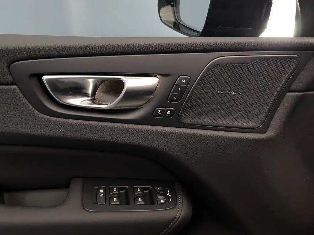 Volvo XC60 2.0 T6 TE Ultra Dark eAWD