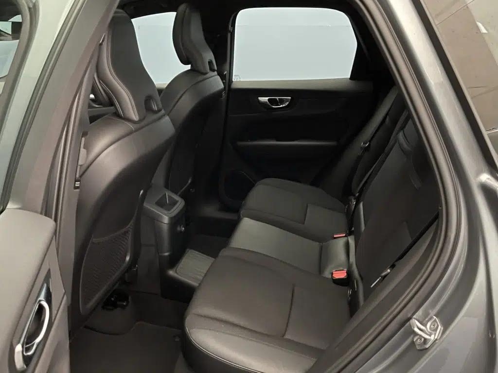 Volvo XC60 2.0 T8 TE Momentum eAWD