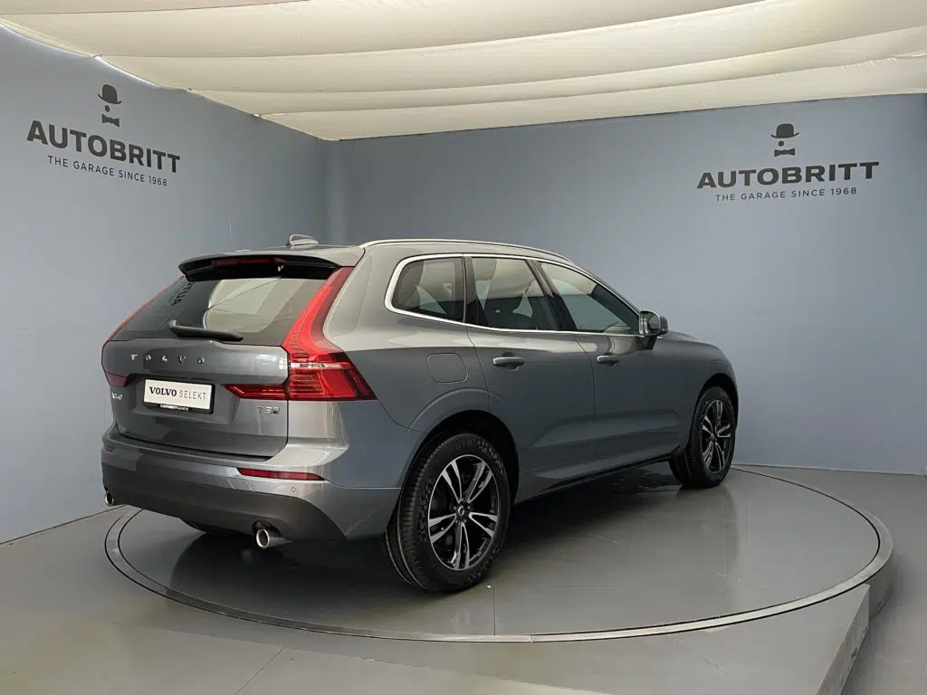 Volvo XC60 2.0 T8 TE Momentum eAWD