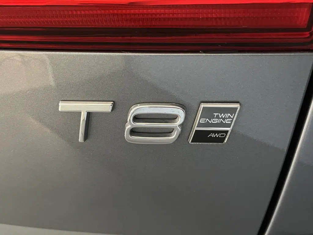 Volvo XC60 2.0 T8 TE Momentum eAWD