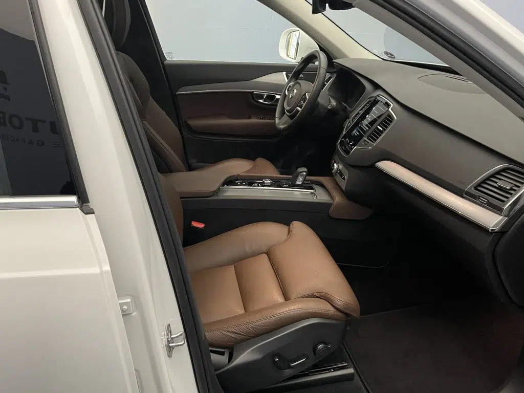 Volvo XC90 2.0 B5 MH Momentum 7P. AWD