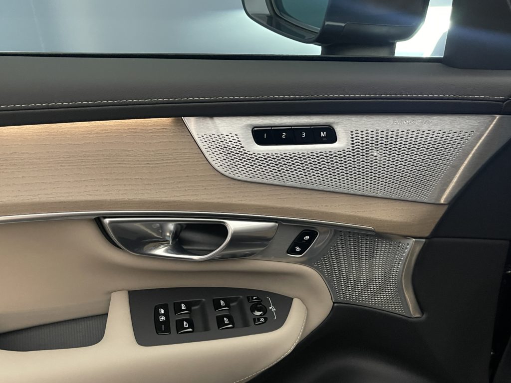 Volvo XC90 2.0 T8 TE Ultra Bright eAWD