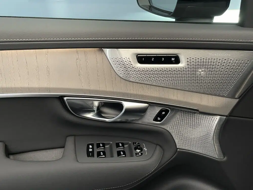 Volvo XC90 2.0 T8 TE Ultra Dark eAWD