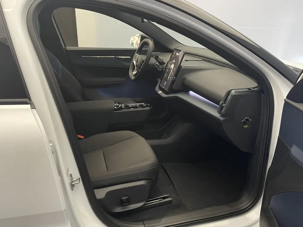 Volvo EX30 E60 Twin Ultra Performance AWD