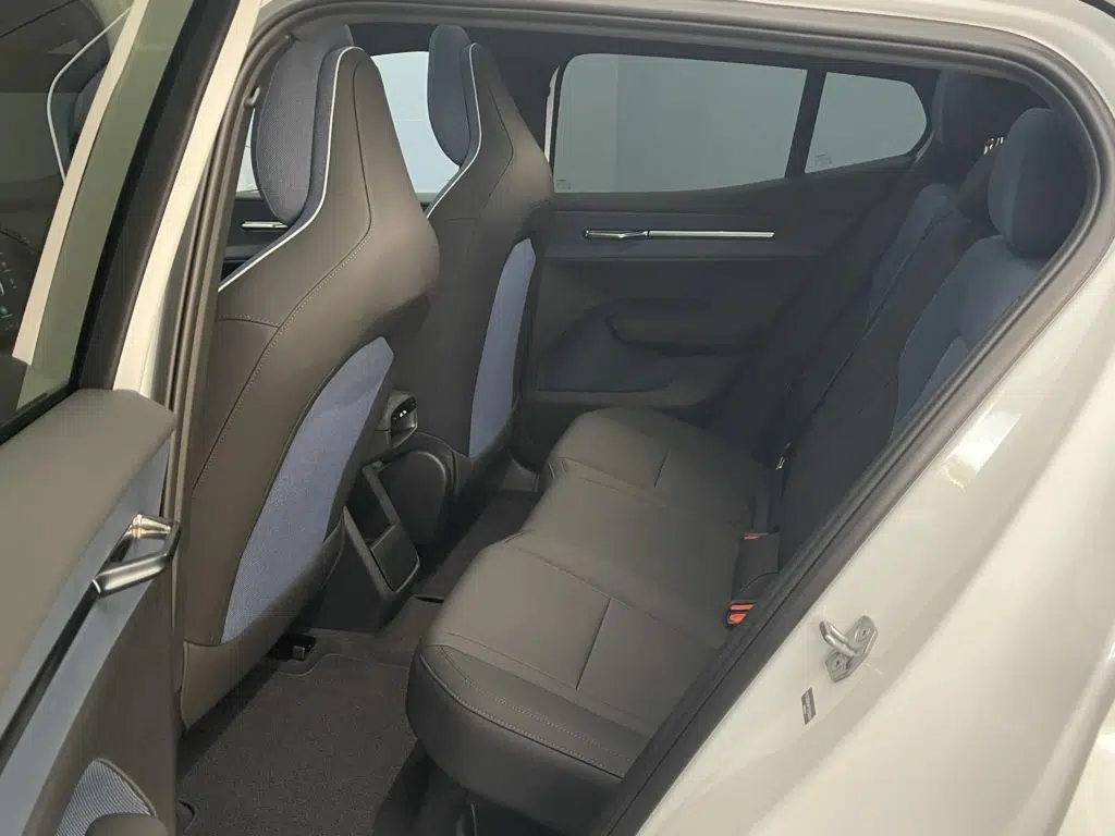 Volvo EX30 E60 Twin Ultra Performance AWD