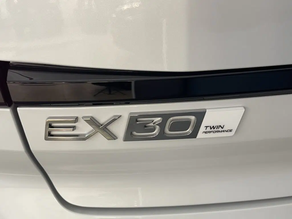Volvo EX30 E60 Twin Ultra Performance AWD