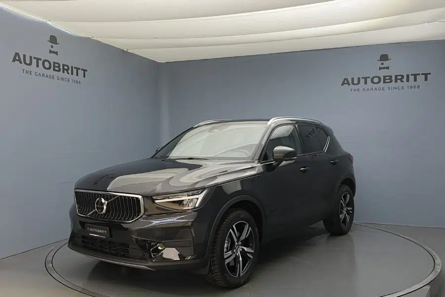 Volvo XC40 DENIM BLUE / Metallic Automatic | Autobritt