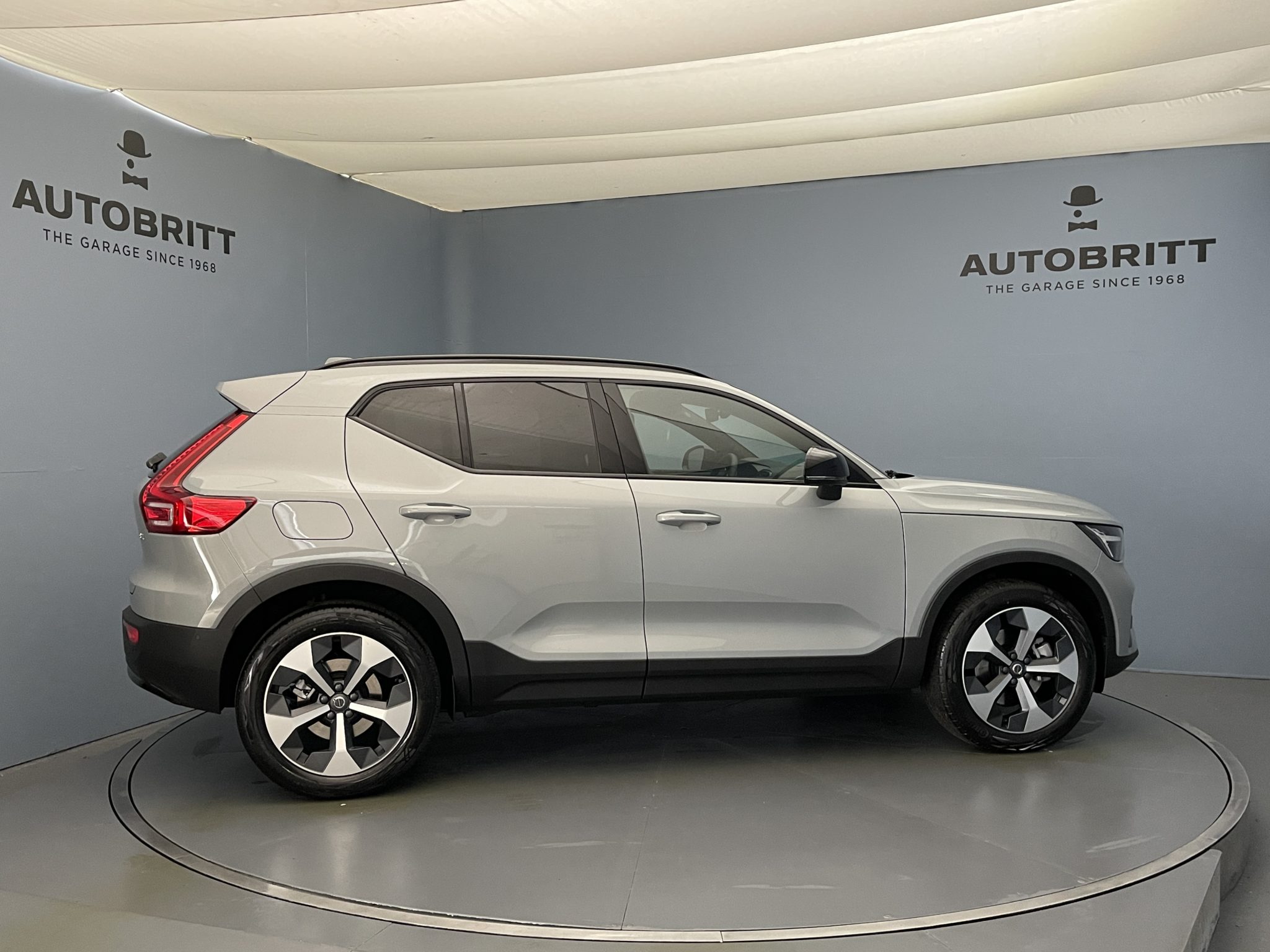 Volvo XC40 2.0 B4 MH Ultra Dark