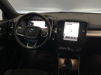 Volvo XC40 2.0 B4 MH Ultra Dark