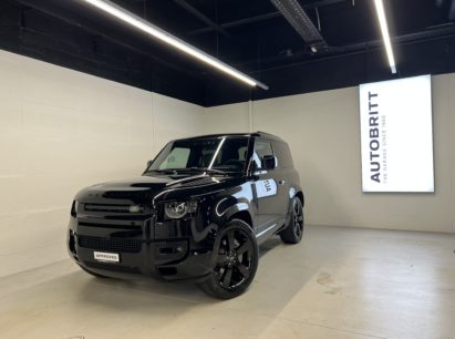 Land Rover Defender 90 3.0 D I6 300 X-Dynamic HSE