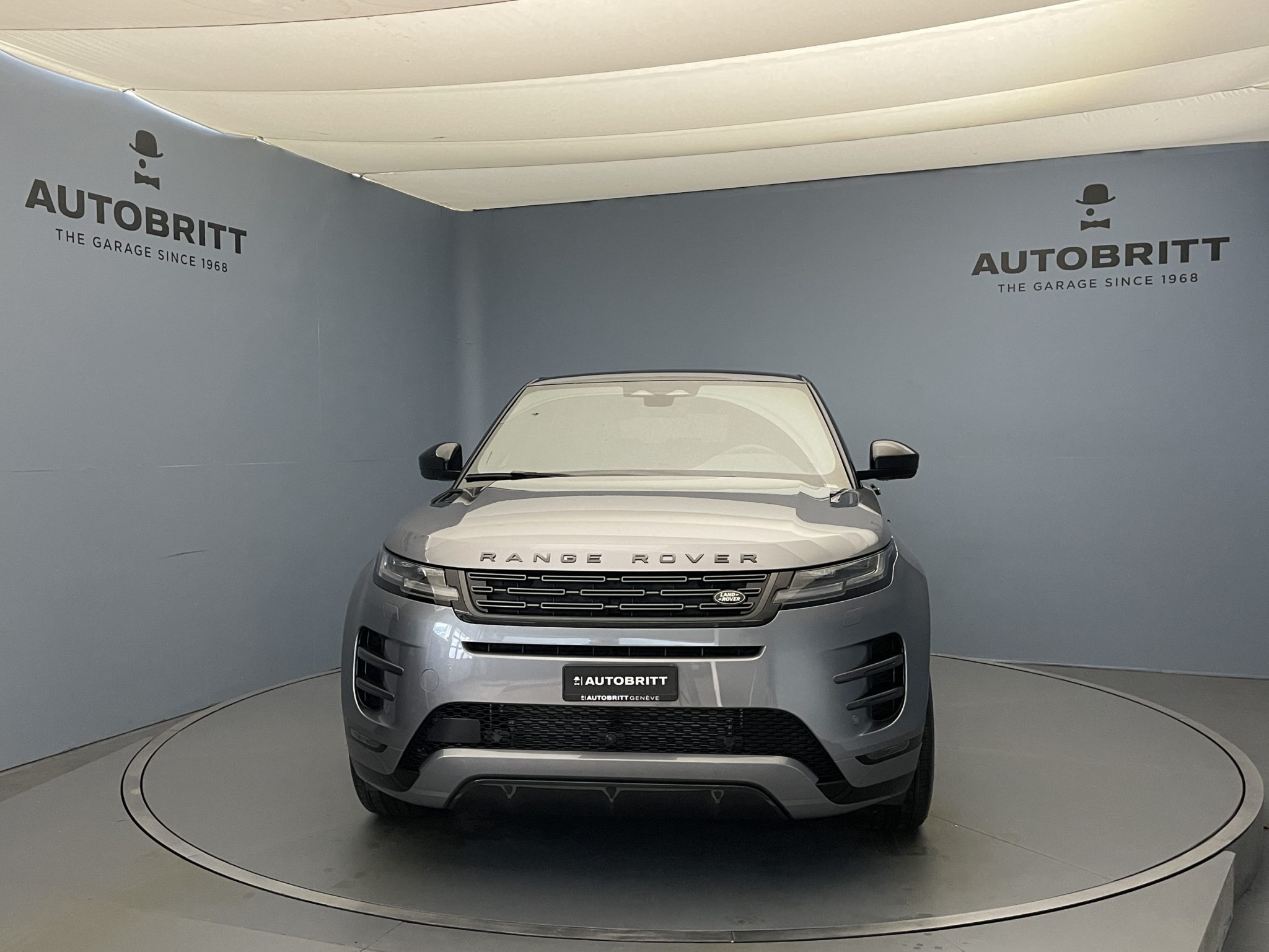 Land Rover Range Rover Evoque 1.5 T 270e Dynamic SE