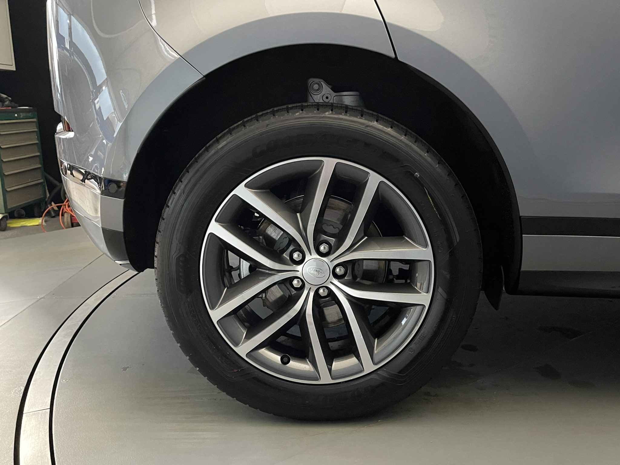 Land Rover Range Rover Evoque 1.5 T 270e Dynamic SE