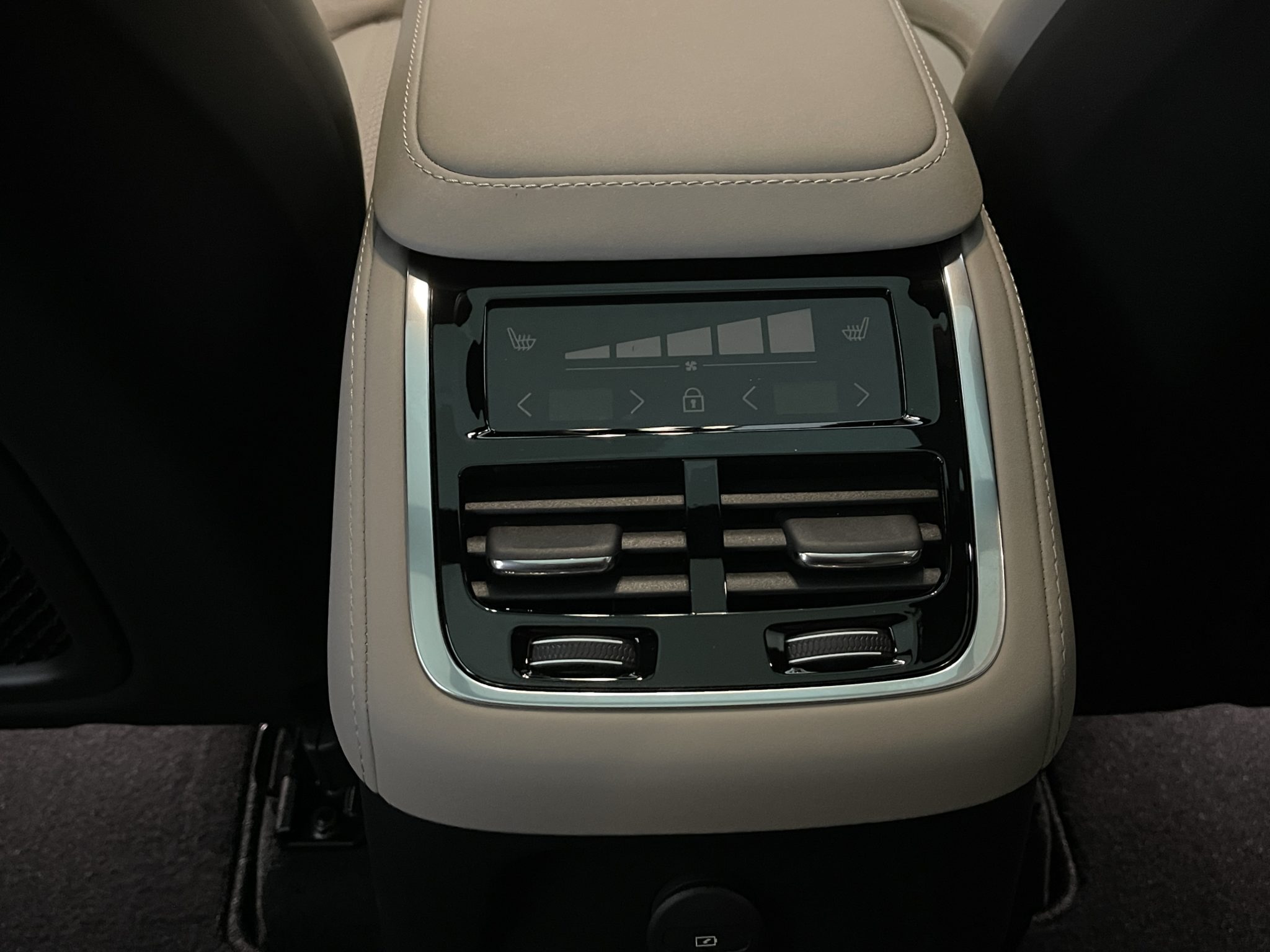 Volvo XC90 2.0 T8 TE Ultra Bright eAWD