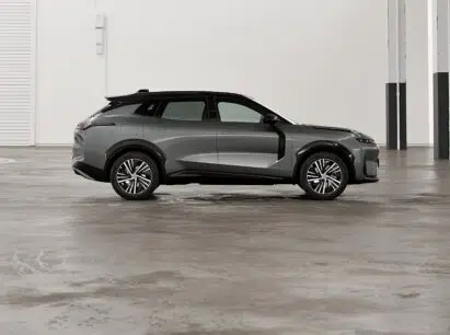 Lynk &amp; Co 08 1.5 PHEV More