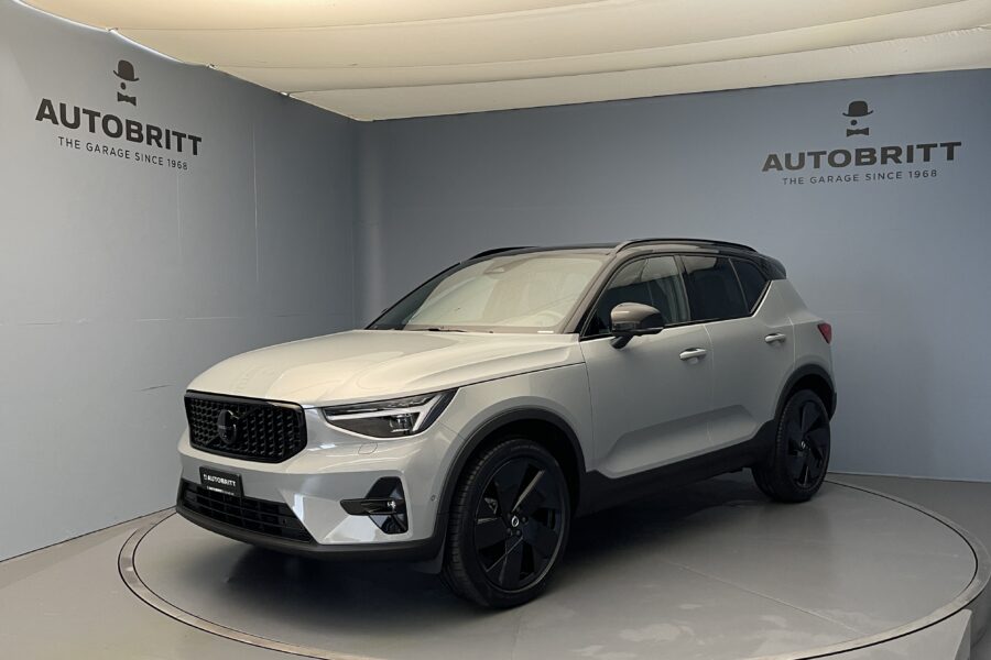 Volvo XC40 2.0 B4 MH Black Edition