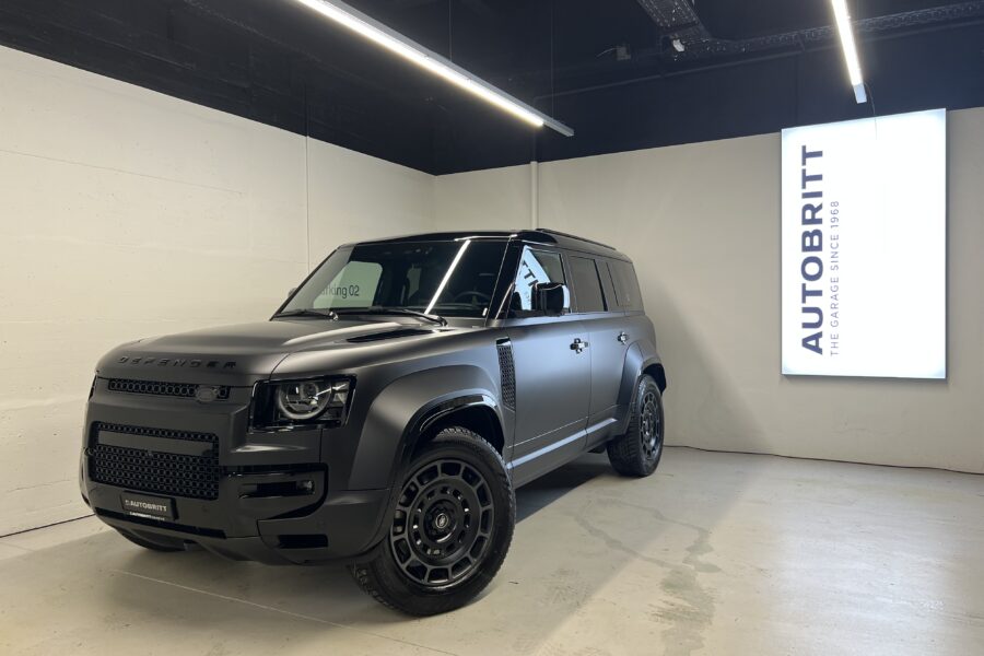 Land Rover Defender 110 4.4 V8 Octa Black