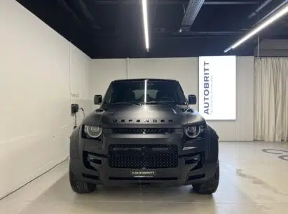 Land Rover Defender 110 4.4 V8 Octa Black