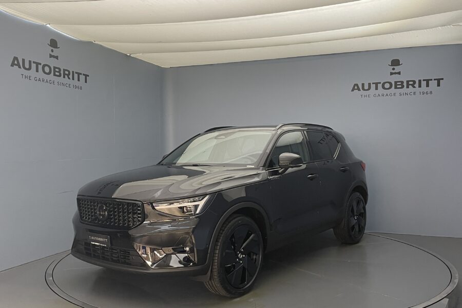 Volvo XC40 2.0 B4 MH Black Edition