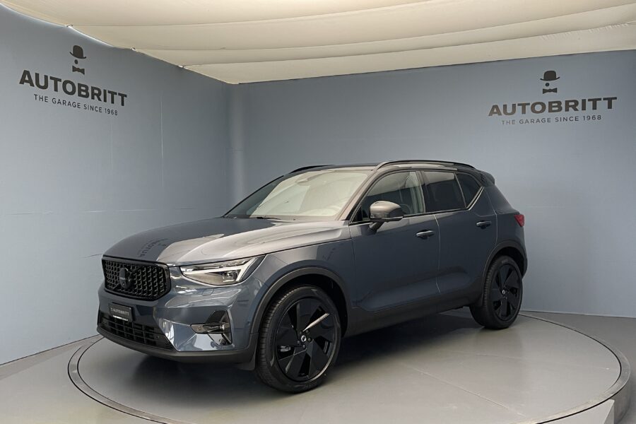 Volvo XC40 2.0 B4 MH Black Edition