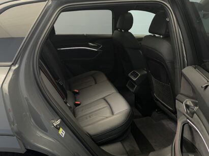 Audi Q8 e-tron 50 S Line quattro