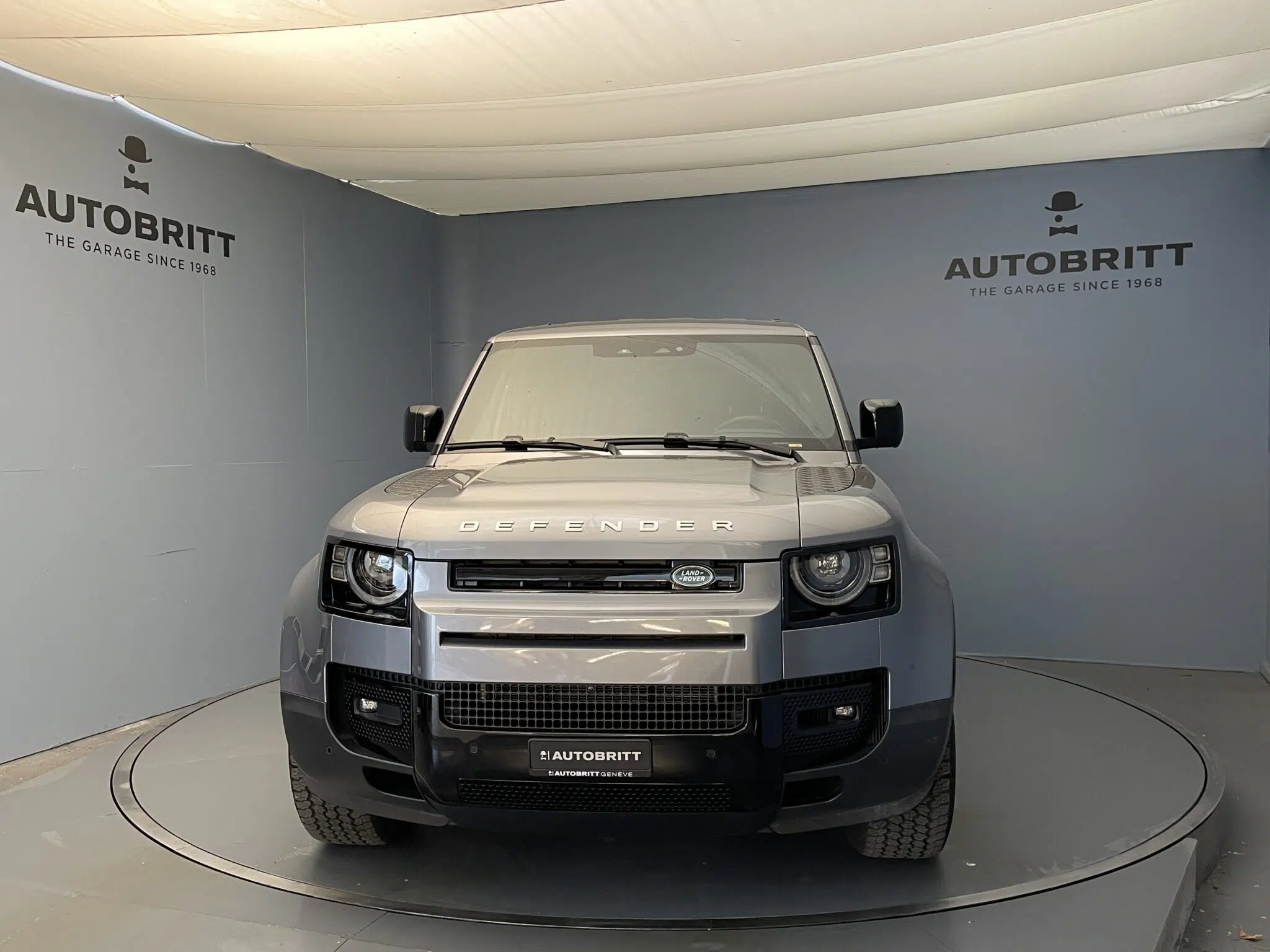 Land Rover Defender 110 3.0 D I6 300 SE