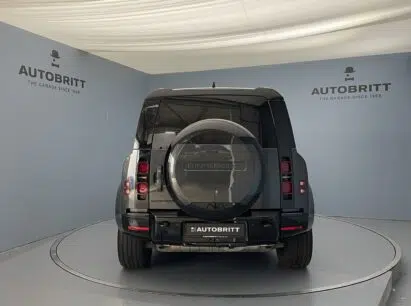 Land Rover Defender 110 2.0 P400e X-Dynamic HSE
