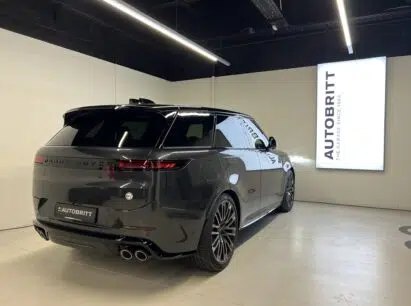 Land Rover Range Rover Sport 4.4 V8 SV Carbon