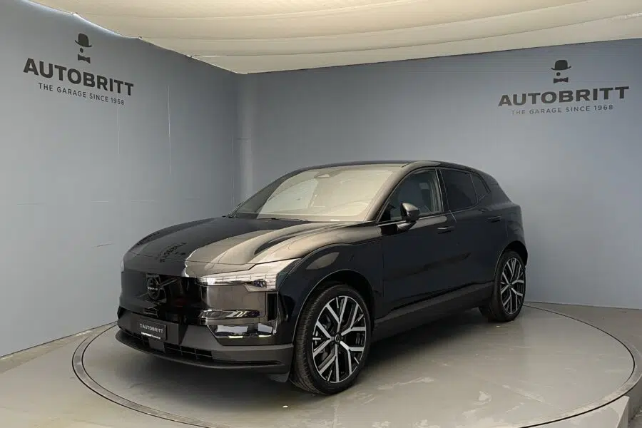 Volvo EX30 E60 Plus Swiss Black Edition
