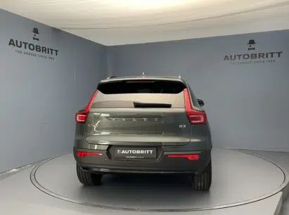 Volvo XC40 2.0 B3 MH Plus Dark