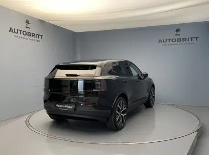 Volvo EX30 E60 Plus Swiss Black Edition