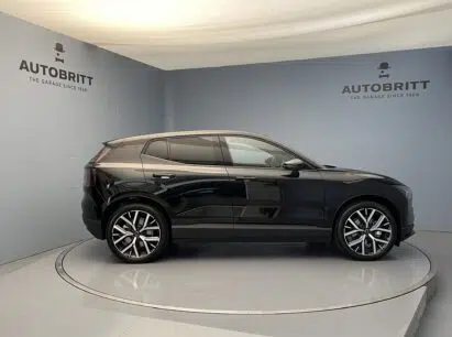 Volvo EX30 E60 Plus Swiss Black Edition