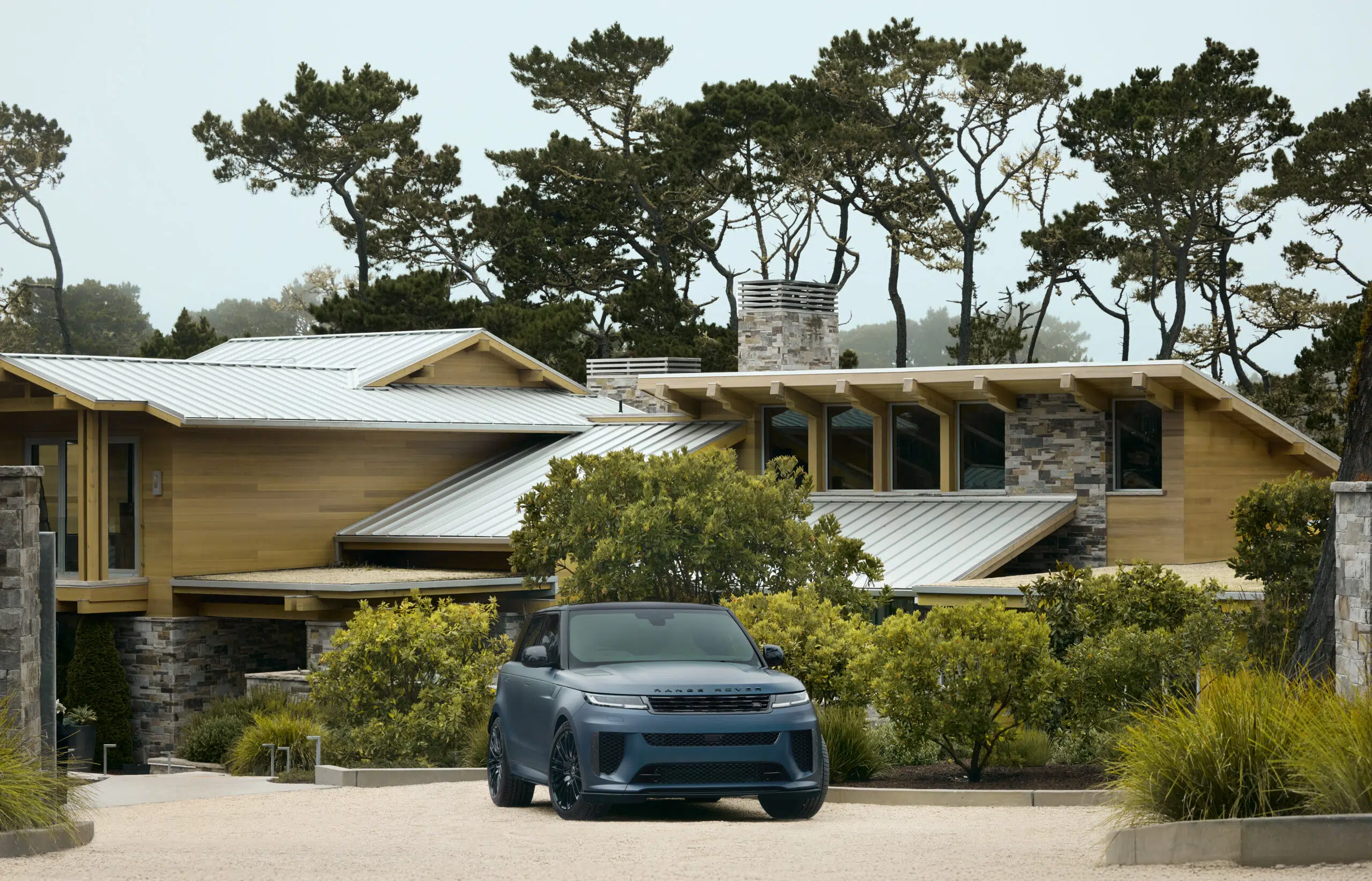 Pick up & delivery JLR