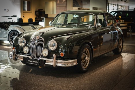 JAGUAR 3.8