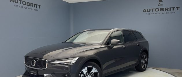 VOLVO V60 Cross Country 2.0 B4 Ultim